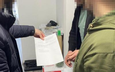 У Києві викрили групу чиновників, які розтратили соцдопомогу для важкохворих на елітні авто та нерухомість