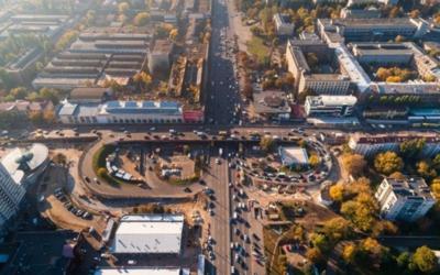 Кличко відхилив дешевші пропозиції і віддав знесення "Більшовика" засудженому за крадіжку телефонів