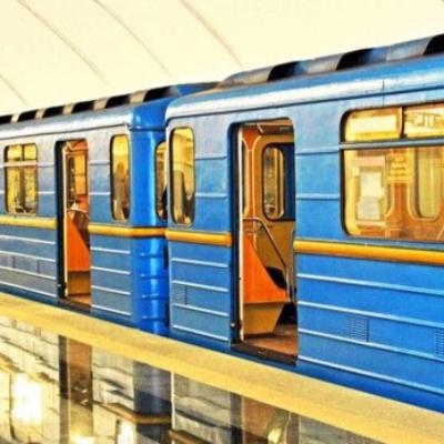 ​​С понедельника в метро ограничат количество пассажиров