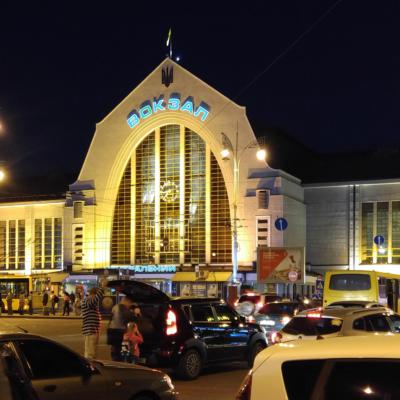 Укрзалізниця встановить на київських залізничних вокзалах системи температурного скринінгу