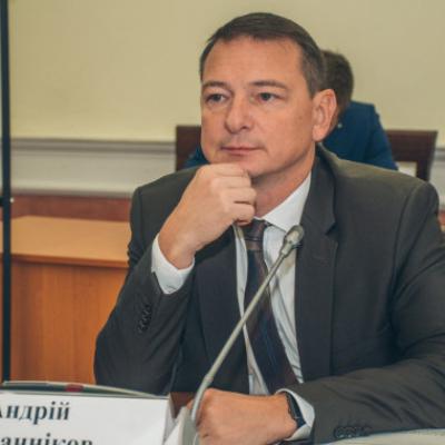 Странников хочет и дальше наслаждаться распилом бюджетных средств