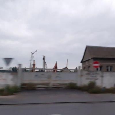 Между улиц  Коноплянской и семьи Кульженков строят ЖК без каких либо документов