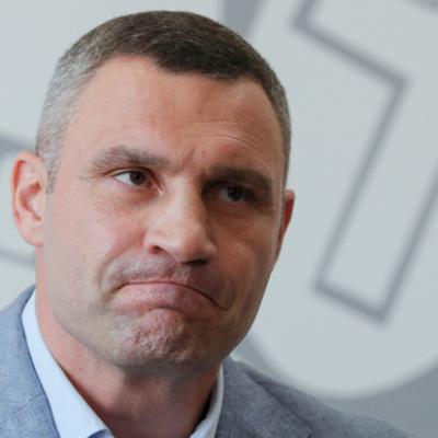 Почему случился информационный штиль по поводу коррупционных обысков у Кличко