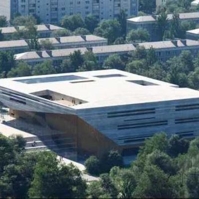 Порошенко решил построить в Киеве концерт-холл «Рошен»