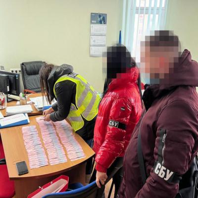 Топчиновниця КМДА і ексзаступниця міністра соціальної політики вимагали кошту у лікарів